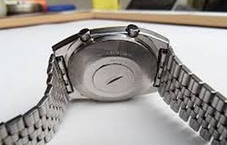 Как снять браслет с часов? Как надеть новый? Снимаем и ставим кожаный и металлический браслеты.
