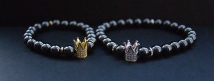 Парные браслеты с короной