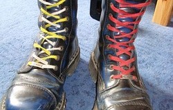 Значение цвета шнурков на берцах: красного, белого, зелёного, синего и других