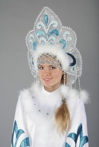 Кокошник для костюма Снегурочки