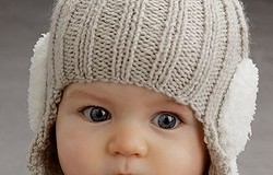 Детская шапка с ушками спицами: шапка с ушками косичками с помпоном