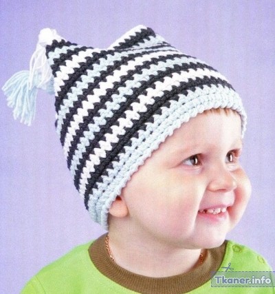 Зимняя теплая шапка для мальчика черно-белая