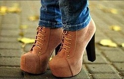 С чем носить женские коричневые ботинки: лучшие сочетания ботинок с одеждой