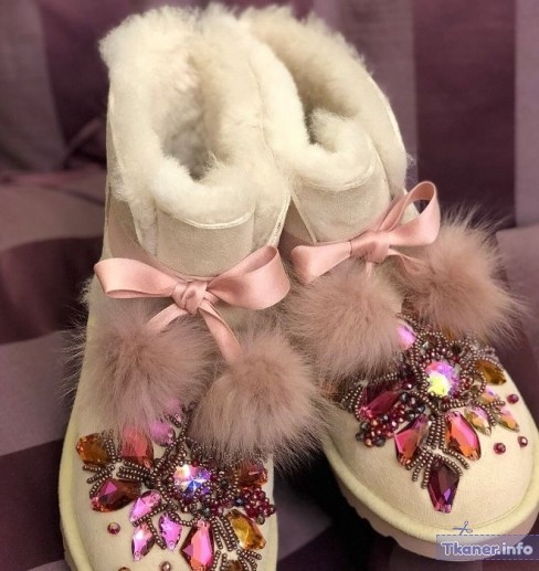 Угги с декорированием