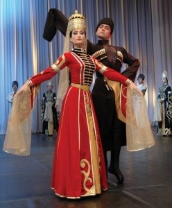 Армянский национальный костюм фото мужской и женский