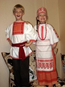 Детские красивые белорусские костюмы