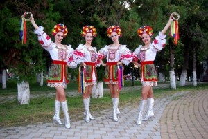 Современные белорусские костюмы