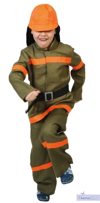 Зеленый костюм пожарного