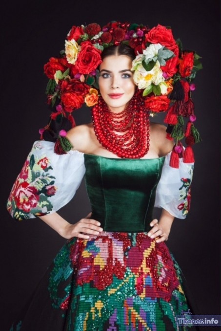 Современный украинский костюм