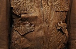 Как разгладить кожаную куртку в домашних условиях: 7 эффективных способов как разгладить кожаную куртку