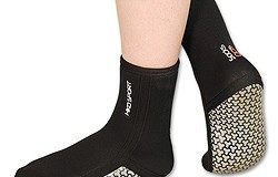 Для чего нужны неопреновые носки: особенности, преимущества и функции неопреновых носков