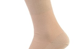Медицинские носки: что это такое, в каких случаях носят