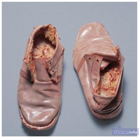 Обувь из человеческой кожи