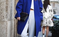 С чем носить синее пальто: подбираем модные луки с пальто синей и голубой гаммы