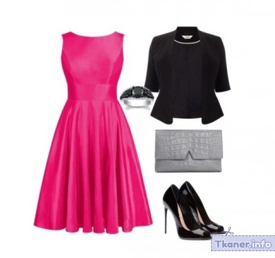 Ярко-розовое платье с черным пиджаком и туфлями