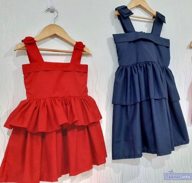 Красное и синее платье.