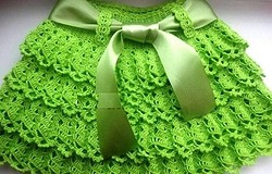 Пышная юбка крючком для девочки: зелёная юбка с бантом