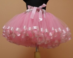 Розовая юбка из органзы