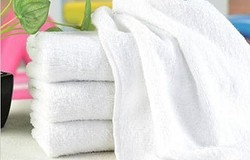 Как отбелить белые махровые полотенца? Способы отбеливания в домашних условиях. Как их сушить и хранить?