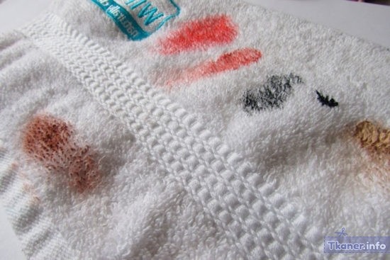 Пятна на полотенце