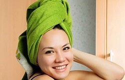Как завязать полотенце на голове?