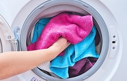 При какой температуре стирать полотенца: как качественно отстирать полотенца