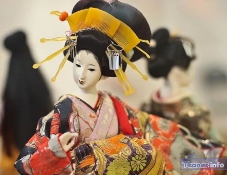 Япония кукла