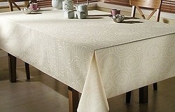 Из какой ткани сшить скатерть на стол: виды тканей, советы по выбору