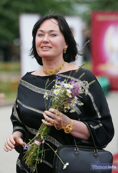 С горизонтальной полосой
