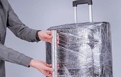 Зачем обматывать чемодан плёнкой в аэропорту: для чего нужна плёнка