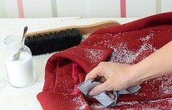 Как почистить замшевое пальто в домашних условиях: с помощью народных средств, химических средств