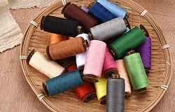 Какие нитки нужны для швейных машин, а какие нет? Как правильно подобрать нитки для швейной машинки?